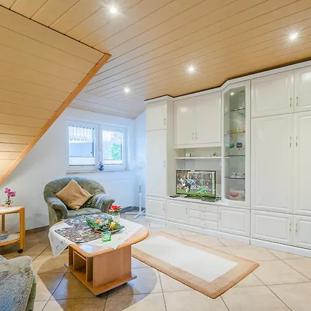 Apartment 5004 Klink
